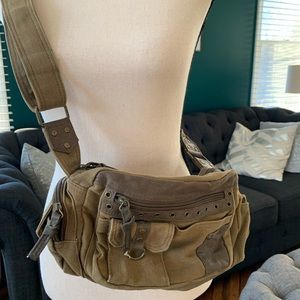 Crossbody canvas army green bag